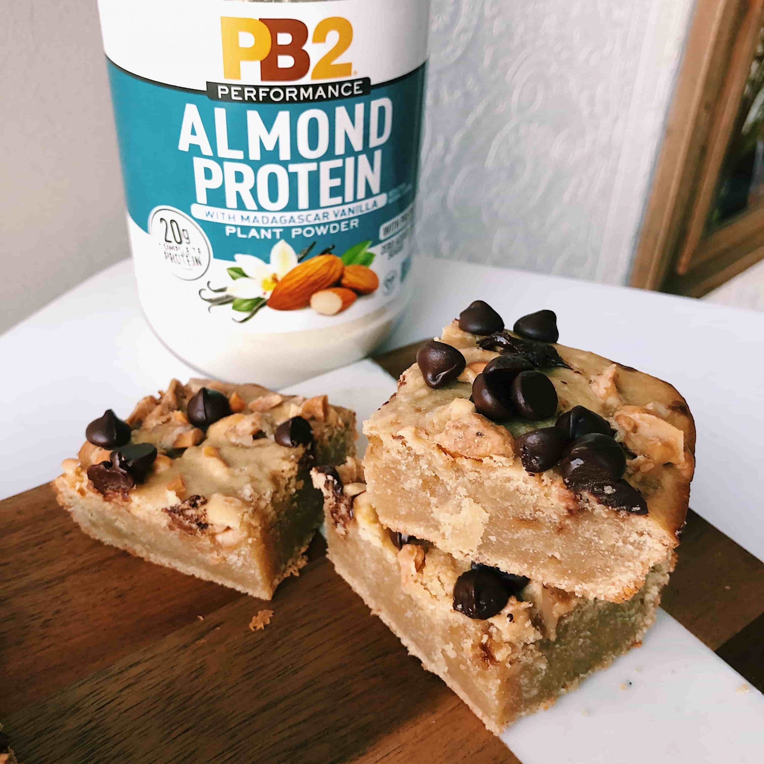 Salted Vanilla Almond Blondies Recipe