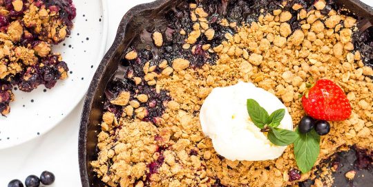 Peanut Butter Berry Crumble